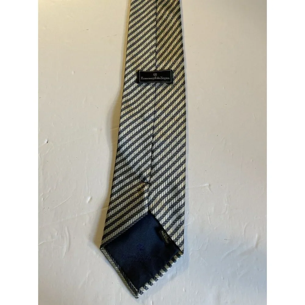 Ermenegildo Zegna  Silk Silver Blue  Tie  58” X 3 & 6/8 Striped - Picture 8 of 15